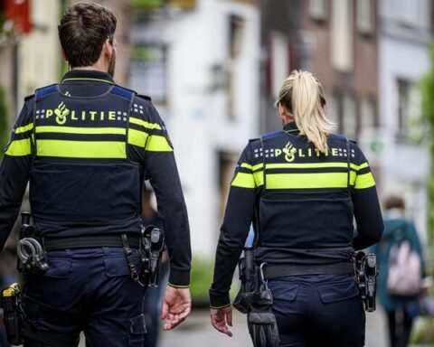 Politiebureaus woensdag weer dicht vanwege pensioenacties