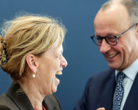 Beoogd bondskanselier Merz benoemt ministers, een met Nederlands tintje