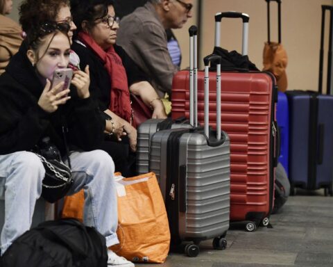 Oorzaak stroomstoring Spanje en Portugal nog onbekend, cyberaanval uitgesloten