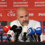 Bosz weigert druk bij Ajax te leggen: 'Geen zin in psychologische spelletjes'