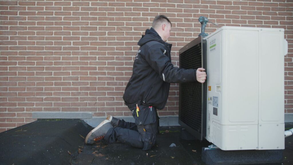 Extra geld Warmtefonds moet woningbezitters aan warmtepomp of isolatie helpen