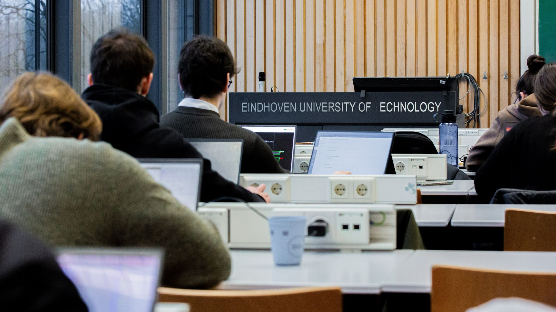 Hacker had dagenlang ongemerkt toegang tot netwerk TU Eindhoven