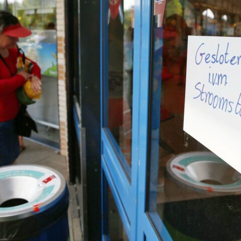 Kabinet wil in elke buurt noodsteunpunten voor als het crisis is