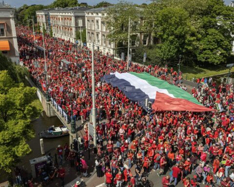 Massaal protest tegen Israël-standpunt kabinet, organisatie ziet 100.000 betogers