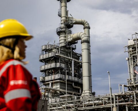 Milieudefensie daagt Shell opnieuw: 'Geen nieuwe gas- en olievelden meer'