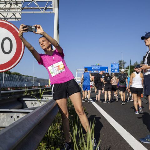 Amsterdam danst, sport en zingt op hete snelweg vanwege 750-jarig bestaan