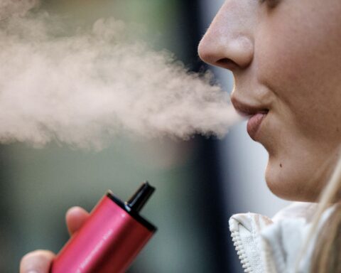 Artsen eisen dat Snapchat optreedt tegen illegale vapehandel