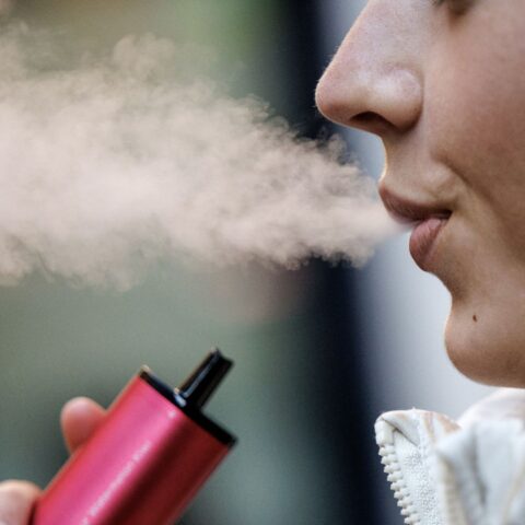 Artsen eisen dat Snapchat optreedt tegen illegale vapehandel