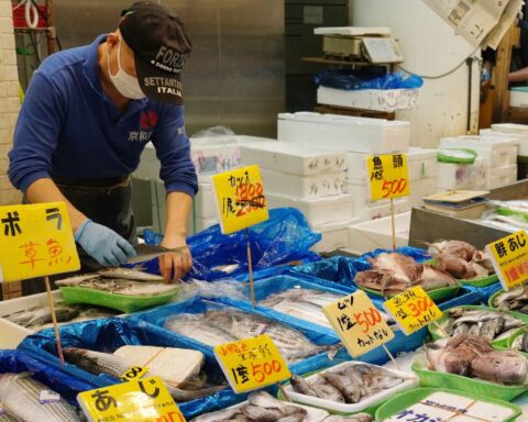 China heft handelsboycot Japan op, maar Fukushima vist achter net