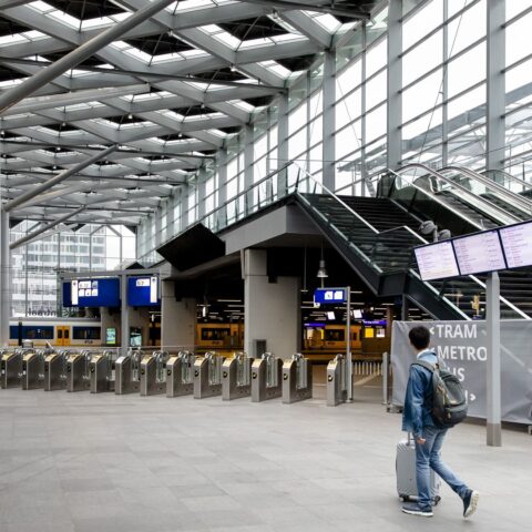 Dinsdag geen NS-treinen in zuidwesten van Nederland door nieuwe staking personeel