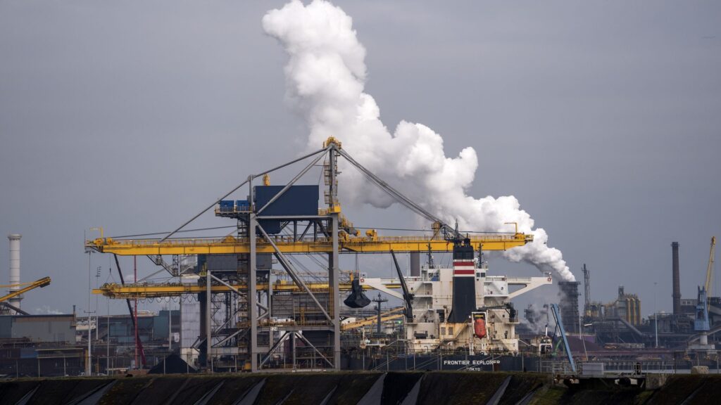 Geen CO2-heffing voor industrie, ook regeringspartijen toch tegen