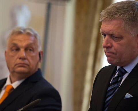 Hongarije en Slowakije blokkeren EU-sanctiepakket tegen Rusland vlak voor topontmoeting