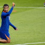 Nog lang geen vakantie: Oranje tussendoortje voor Aké, Dumfries, De Vrij en Hato