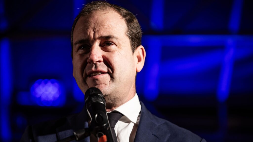 Oud-PvdA-leider Lodewijk Asscher gaat puinruimen bij FNV