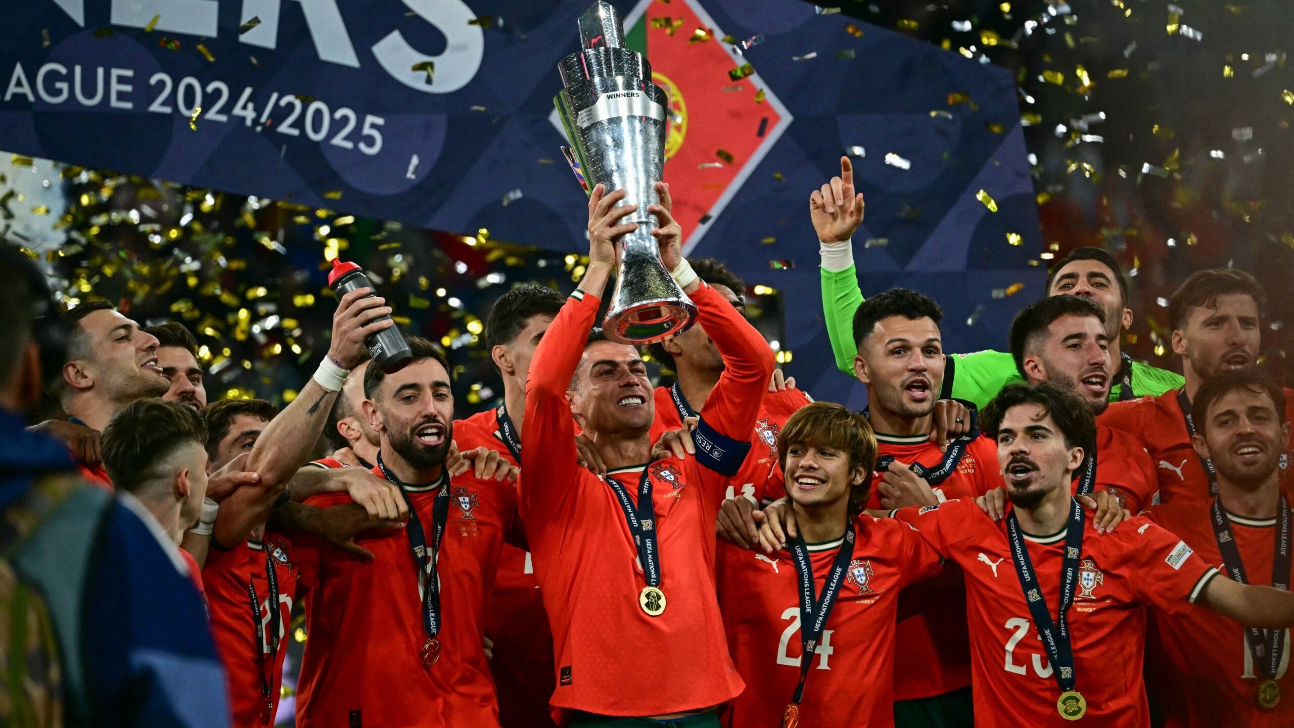 Portugal wint Nations League na strafschoppen tegen Spanje, derde landenprijs Ronaldo