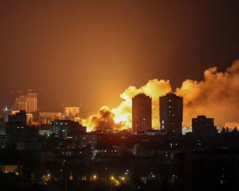 Russische terreur escaleert: zware nachtelijke aanvallen op Oekraïense steden eisen nieuwe slachtoffers