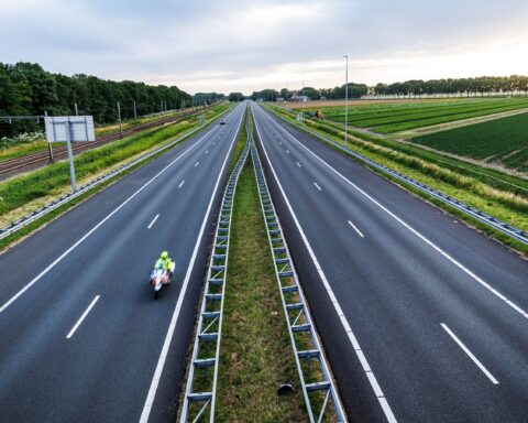 Rustige ochtendspits ondanks dichte snelwegen vanwege NAVO-top