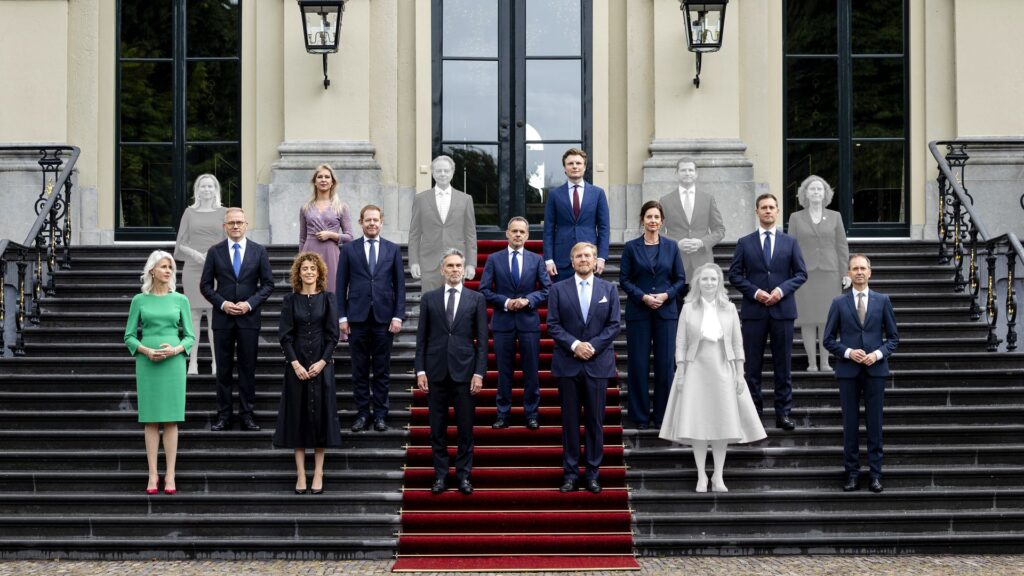 Strategisch schaakspel VVD, NSC en BBB om ministersposten, wie krijgt Asiel?