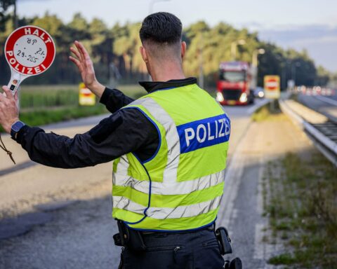 Vader ontvoert eigen baby uit ziekenhuis in Nederland