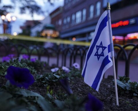 Verdachte aanval Colorado aangeklaagd voor federaal haatmisdrijf