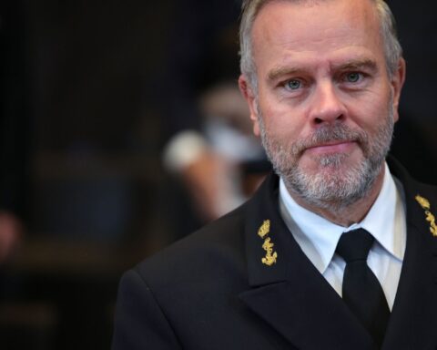 Voormalig hoogste NAVO-militair Bauer: 'Ook met norm van 5 procent nog enorme uitdaging'