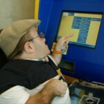 Websites en automaten zijn vaak moeilijk met een beperking, ondanks nieuwe wet