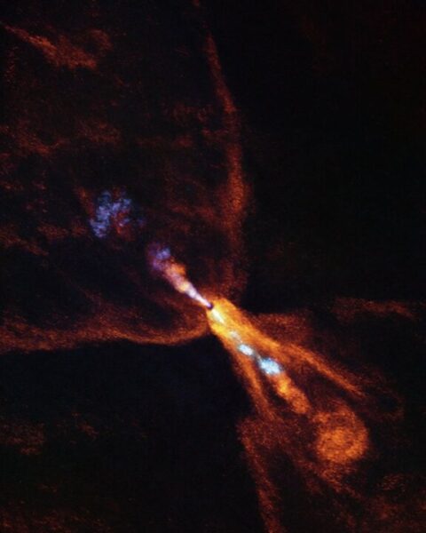Astronomen maken 'babyfoto' van pasgeboren zonnestelsel
