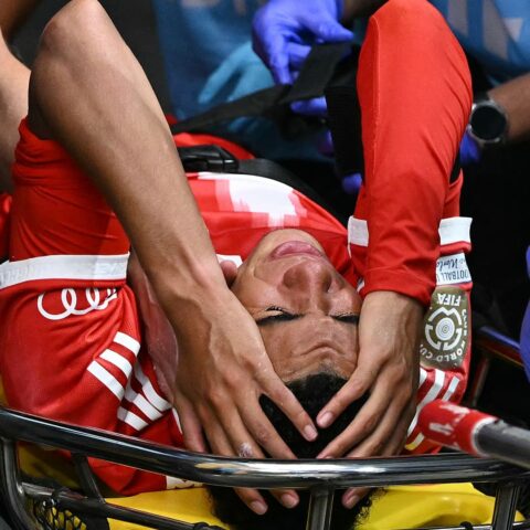 Bayern boos op PSG-doelman na zware blessure Musiala: 'Zou anders hebben gereageerd'