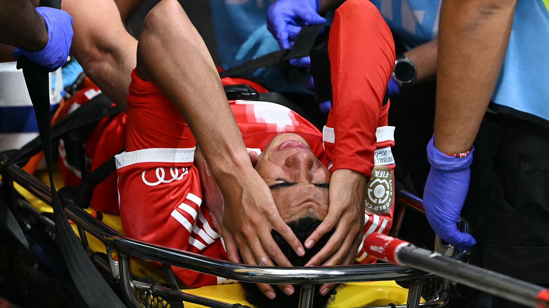 Bayern boos op PSG-doelman na zware blessure Musiala: 'Zou anders hebben gereageerd'