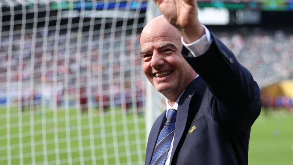 Eindelijk belooft FIFA voetballers meer rust: 'Hopelijk blijft het niet bij papieren plan'