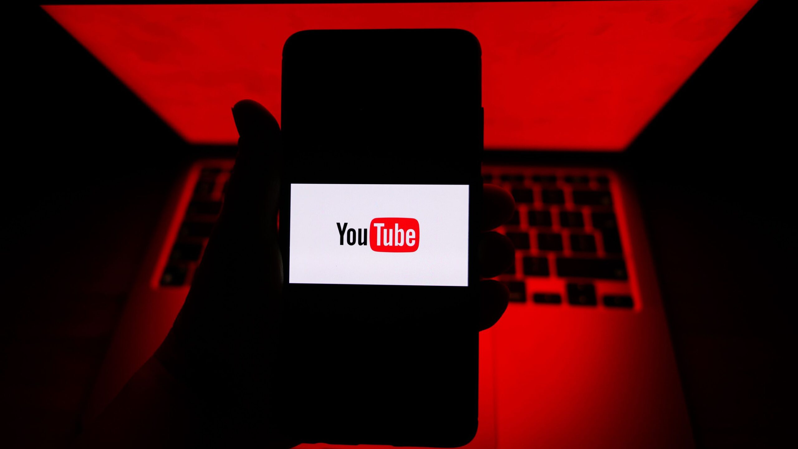 Google verwijdert meer dan 2000 Russische YouTube-accounts wegens propaganda
