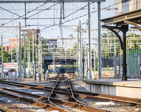Grootste spoorvakbonden tegen cao-voorstel NS, mogelijk nieuwe stakingen