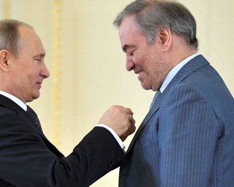 Italië riskeert verbod op pro-Kremlin artiest te negeren met optreden Gergiev