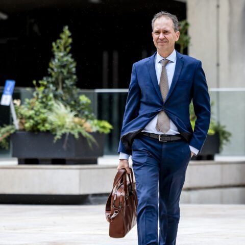 Kabinet wil einde aan sluiproute voor arbeidsmigranten