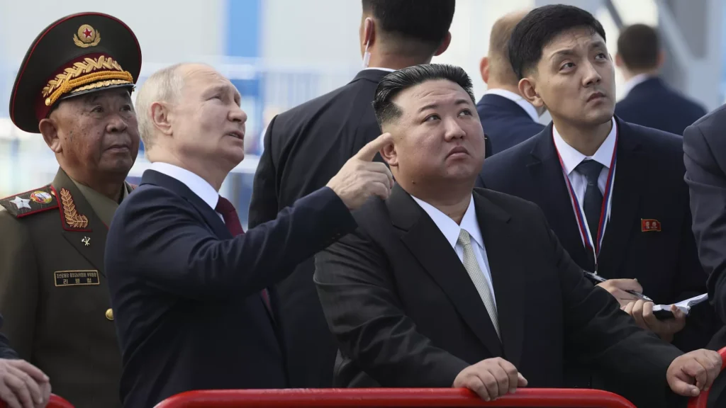 Lavrov bezoekt Noord-Korea en benadrukt “strijdmakerschap” te midden van verdiepend militair bondgenootschap