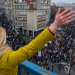 Protesten in Servië escaleerden: EU roept Belgrado op geweld tegen demonstranten te stoppen