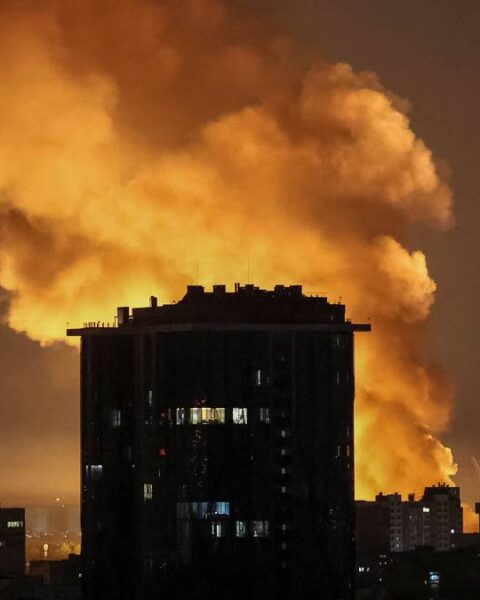 Russische raketaanval op Kyiv wordt geïnterpreteerd als reactie op Trumps vredesultimatum