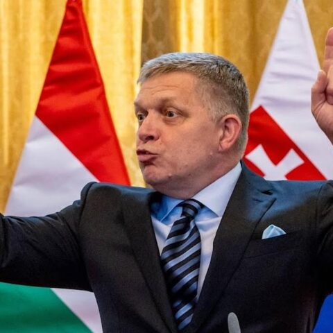 Slowaakse premier steunt oproep tot vergeving aan Rusland en blokkeert nieuw EU-sanctiepakket