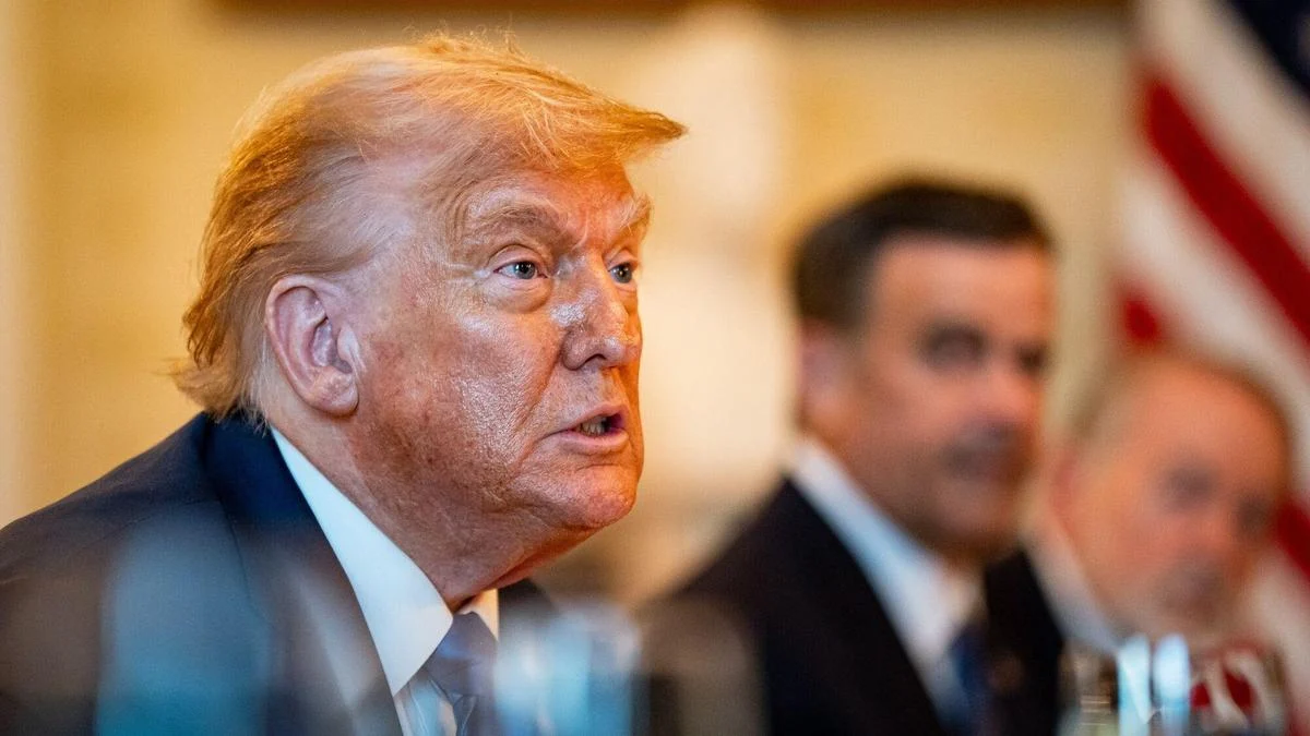 Trump erkent de noodzaak van Amerikaanse wapensteun aan Oekraïne: retorische verschuiving of strategisch keerpunt