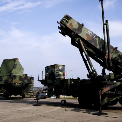 Trump kondigt Patriot-raketten aan voor Oekraïne, maar betaalt niet