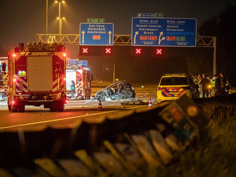 Ernstig ongeval op A12 bij Bunnik zorgt voor lange afsluiting van de weg