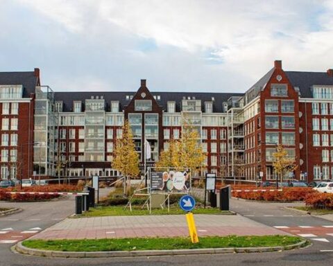 Familieleden maken zich zorgen over zorg in luxe suites in Tilburg