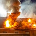 Grote brand in Rotterdam door fakkel, tieners gearresteerd