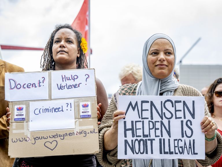 Inspecties waarschuwen minister voor gevolgen van strafbaarstelling van illegaliteit