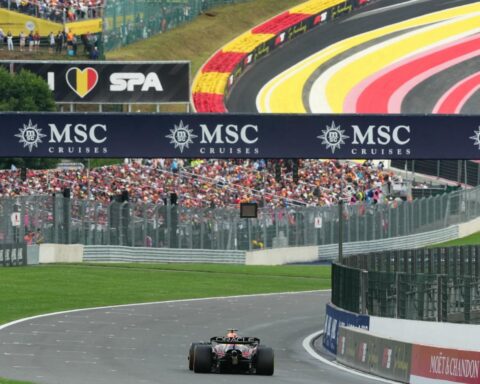Max Verstappen eindigt als vierde in de Belgische Grote Prijs