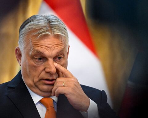 Orban gebruikt EU-fondsen voor consolidatie van macht en propaganda