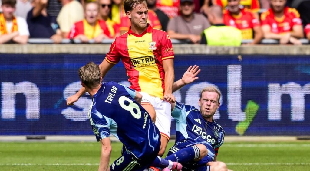 Ajax и Go Ahead Eagles сыграли в ничью 2-2 в Эредивизи