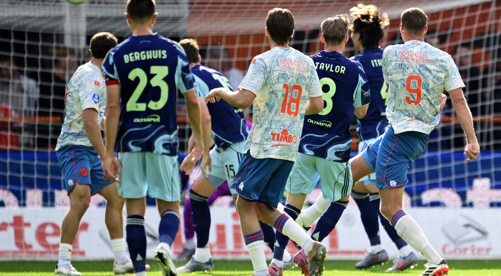 Ajax verliest opnieuw punten in Eredivisie met 1-1 gelijkspel tegen FC Volendam