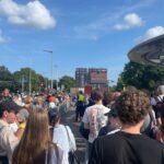 Amsterdam schorst veerdienst tijdens Sail; metro overvol door chaotische rijen