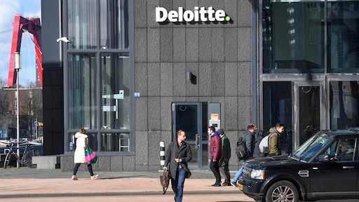 Deloitte moet ex-partner bijna twee ton betalen na onterecht ontslag